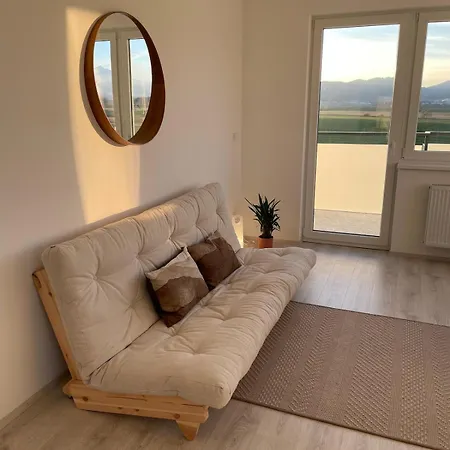 Appartement For 4 With Balcony & High Tatras View, Free Parking *