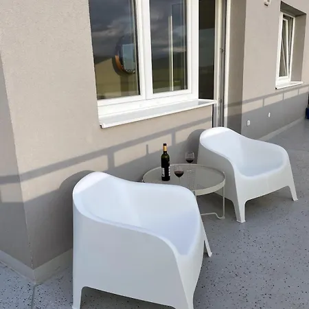 For 4 With Balcony & High Tatras View, Free Parking * Poprad