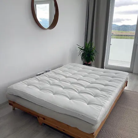 Appartement For 4 With Balcony & High Tatras View, Free Parking